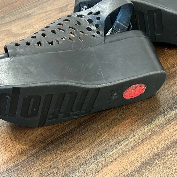 FitFlop Black Floral Cutout Sandals - Picture 3 of 5